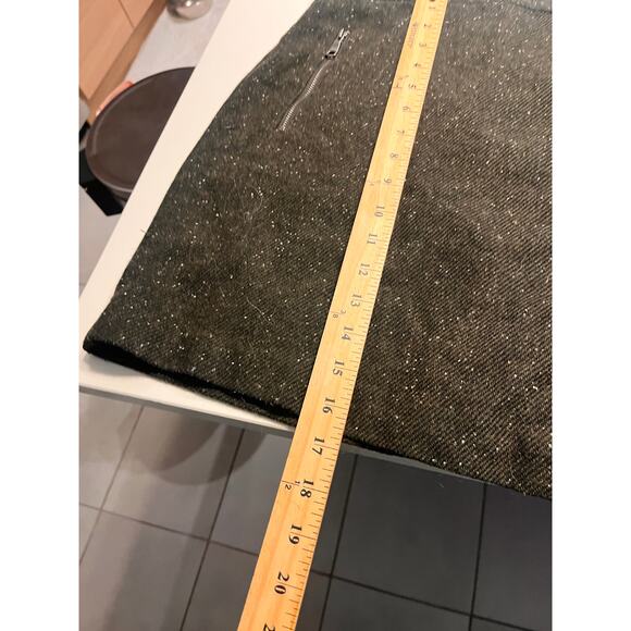 Banana Republic Dark Gray Wool Tweed Mini Skirt Size 2 - Picture 7 of 8